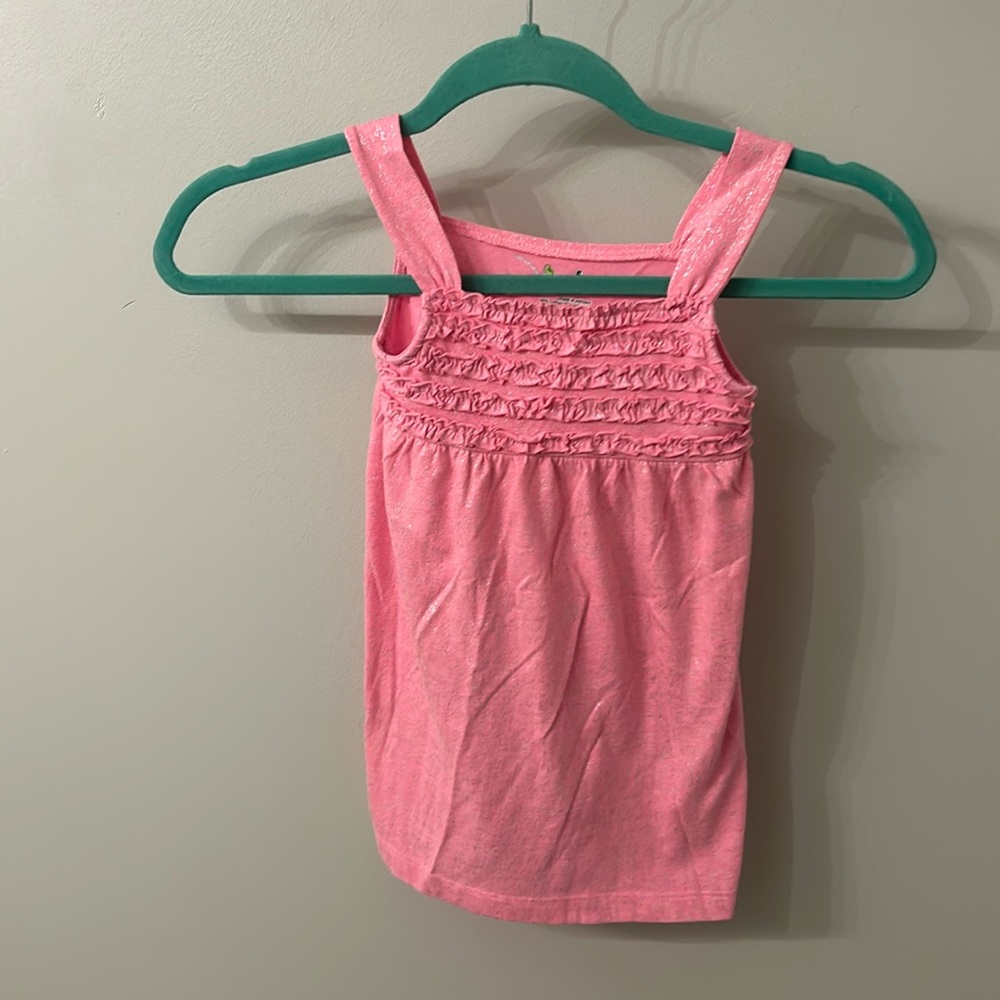 Little girls tee! Size 5